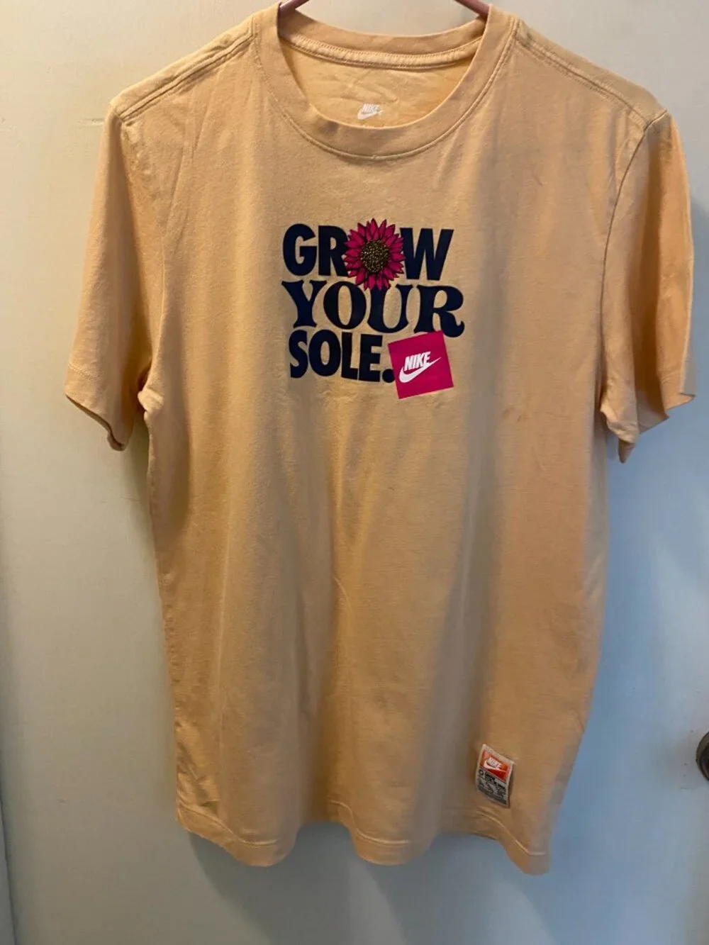 Nike Grow Your Sole Graphic Tee Size Small | Cotton T-Shirt